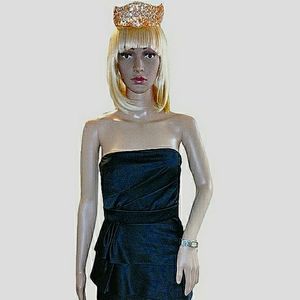 White House l Black Market